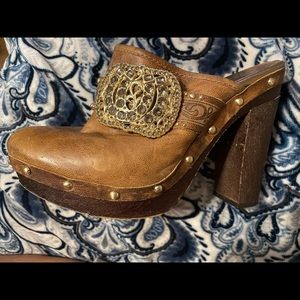 Vince Camuto shoes. Size 8